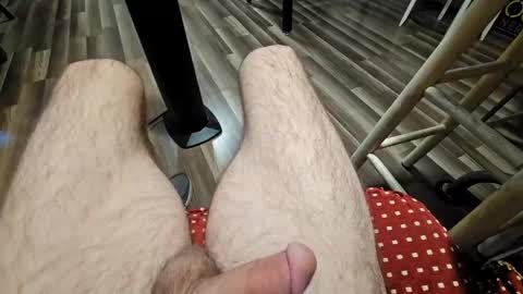 Snapshot of mattsnicecock chatting on 12-21-24, 02:26 mattsnicecock online show from 12-21-24, 02:26