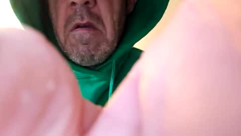 Snapshot of mattsnicecock chatting on 02-14-25, 12:47 mattsnicecock online show from 02-14-25, 12:47