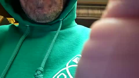 Snapshot of mattsnicecock chatting on 03-02-25, 01:27 mattsnicecock online show from 03-02-25, 01:27