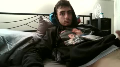 Snapshot of mattsroom123 chatting on 03-04-25, 05:13 mattsroom123 online show from 03-04-25, 05:13