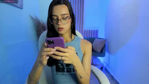 Snapshot of mattthompsonn chatting on 12-16-25, 10:59 Matt online show from 12-16-25, 10:59