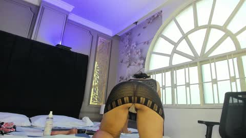 Snapshot of mature_bigass__ chatting on 01-28-25, 07:00 Maria online show from 01-28-25, 07:00