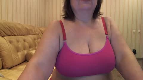 Cat online show from 01-22-25, 02:37