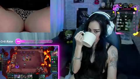 Snapshot of mature_gamer chatting on 09-25-25, 03:38 Nath online show from 09-25-25, 03:38