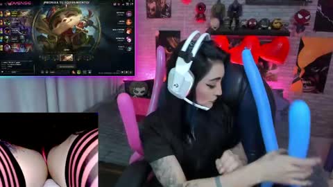 Snapshot of mature_gamer chatting on 05-19-26, 03:29 Nath online show from 05-19-26, 03:29