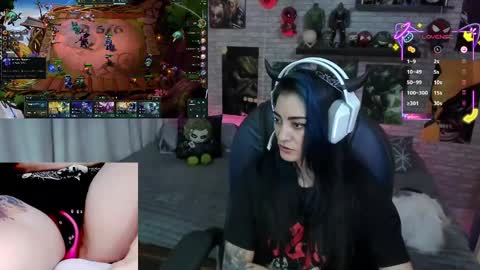 Snapshot of mature_gamer chatting on 05-22-26, 05:29 Nath online show from 05-22-26, 05:29