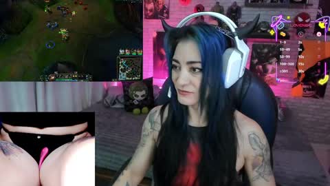 Snapshot of mature_gamer chatting on 05-23-26, 02:43 Nath online show from 05-23-26, 02:43
