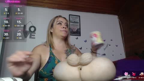Mature liaa online show from 01-06-25, 08:50
