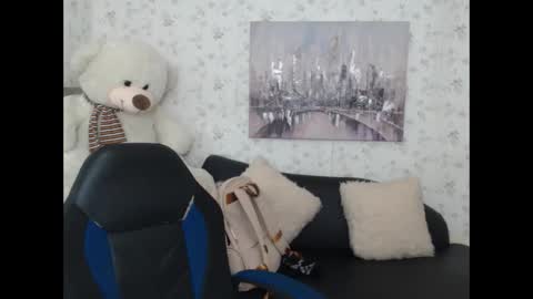 Martina online show from 05-13-26, 10:34
