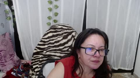 Snapshot of mature_wolf chatting on 01-29-25, 10:01 Sonia online show from 01-29-25, 10:01