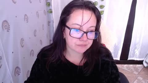 Snapshot of mature_wolf chatting on 02-15-25, 04:23 Sonia online show from 02-15-25, 04:23