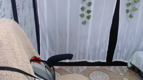 Snapshot of mature_wolf chatting on 03-01-25, 01:29 Sonia online show from 03-01-25, 01:29