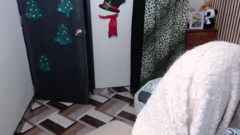 Sonia online show from 12-15-25, 12:15