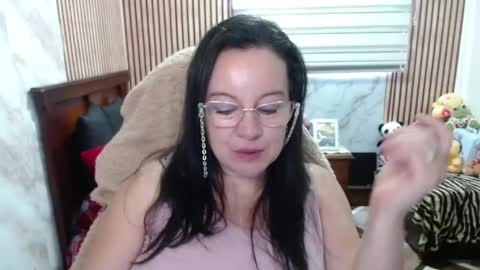 Sonia online show from 04-27-26, 02:48