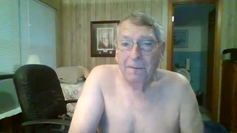 Snapshot of maturecouple1954 chatting on 01-10-25, 12:26 SXECPL55 at G mail Dot Com online show from 01-10-25, 12:26