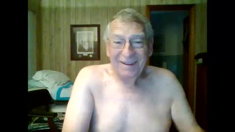 Snapshot of maturecouple1954 chatting on 10-09-25, 11:30 SXECPL55 at G mail Dot Com online show from 10-09-25, 11:30