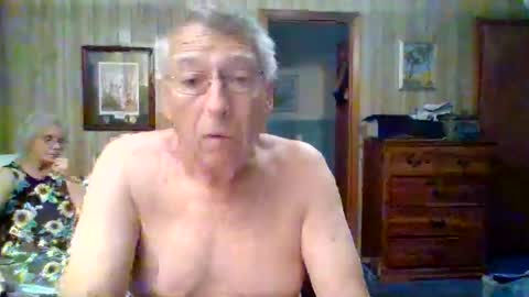 Snapshot of maturecouple1954 chatting on 10-28-25, 12:19 SXECPL55 at G mail Dot Com online show from 10-28-25, 12:19