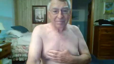 SXECPL55 at G mail Dot Com online show from 03-31-26, 11:32