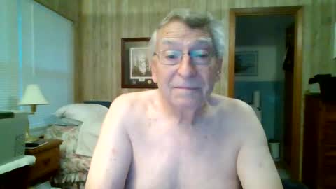 SXECPL55 at G mail Dot Com online show from 04-30-26, 11:27