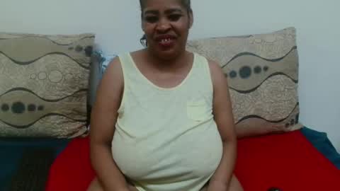 QUEEN online show from 04-03-26, 04:38