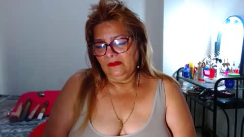 Snapshot of maturehot649 chatting on 05-19-26, 10:38 maturehot649 online show from 05-19-26, 10:38