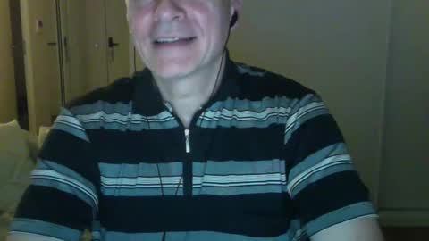 Snapshot of maturehotman chatting on 01-26-25, 05:44 maturehotman online show from 01-26-25, 05:44