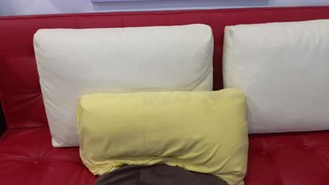 Helen tits size 85F online show from 02-07-25, 12:17