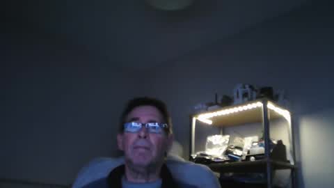 Snapshot of maturewisdom61 chatting on 01-15-25, 02:38 maturewisdom61 online show from 01-15-25, 02:38