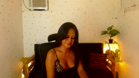 maturity_mommy_intown online show from 10-11-25, 08:57