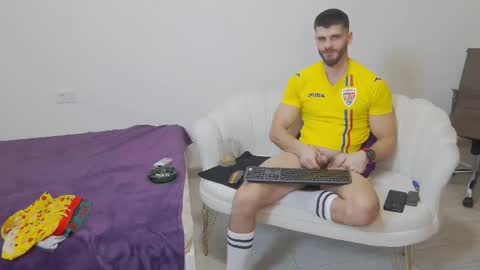 mauro_real_man online show from 02-04-26, 06:03