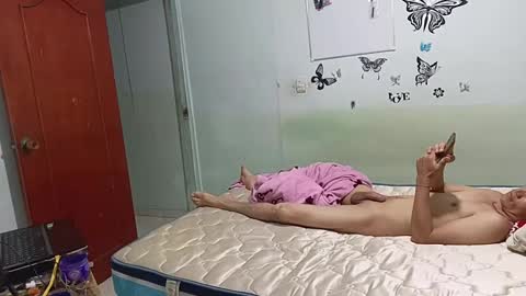 Snapshot of mauroluxandra chatting on 02-14-25, 10:59 mauroluxandra online show from 02-14-25, 10:59