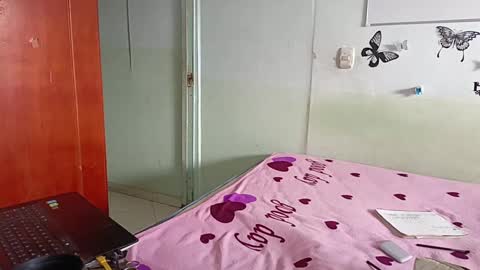 Snapshot of mauroluxandra chatting on 02-15-25, 03:28 mauroluxandra online show from 02-15-25, 03:28