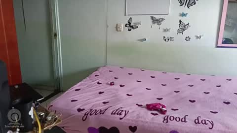 Snapshot of mauroluxandra chatting on 02-16-25, 04:10 mauroluxandra online show from 02-16-25, 04:10