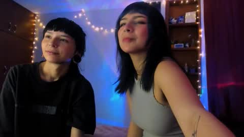 Snapshot of mavimist_ chatting on 01-18-26, 10:13 mavimist_ online show from 01-18-26, 10:13