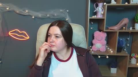 MavkaCute online show from 09-10-25, 06:19