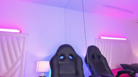 Snapshot of mavystar chatting on 01-28-25, 03:04 Mavy online show from 01-28-25, 03:04