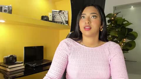 Snapshot of mavystar chatting on 03-11-25, 06:19 Mavy online show from 03-11-25, 06:19