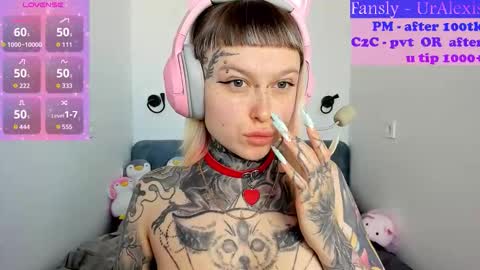 Snapshot of max69alexa chatting on 11-03-25, 05:20 Ur sweet heart online show from 11-03-25, 05:20