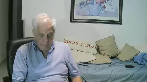 max_2017 online show from 10-30-25, 03:52