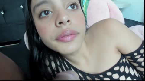 Snapshot of max_ashley_mds chatting on 12-12-24, 02:00 Max  Ashley online show from 12-12-24, 02:00