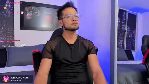 Max Conor online show from 02-02-25, 03:43