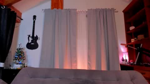 max D. online show from 12-09-24, 01:40