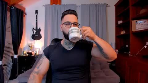 max D. online show from 03-08-25, 01:03