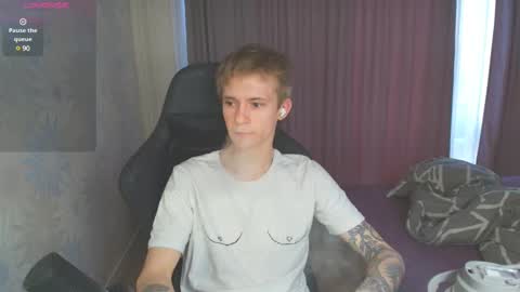 Max Gen with tats 24years  And Ethan without tats 20 years online show from 01-22-25, 01:42