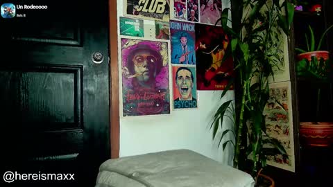 Max Follow me IGX hereismaxx online show from 12-27-24, 11:17