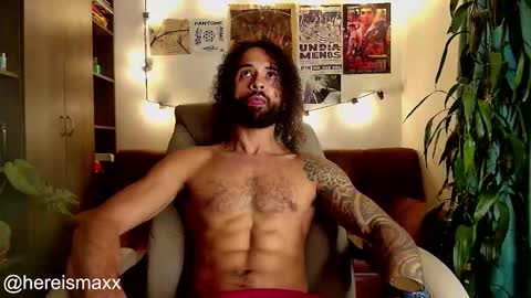 Max Follow me IGX hereismaxx online show from 11-06-25, 08:04