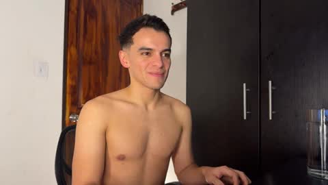 Max Lancaster online show from 12-27-24, 01:43