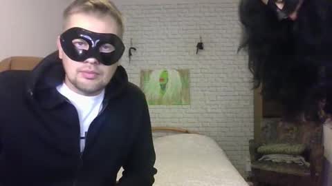 Snapshot of max_mila_888 chatting on 09-29-25, 07:35 Max  Aliya online show from 09-29-25, 07:35