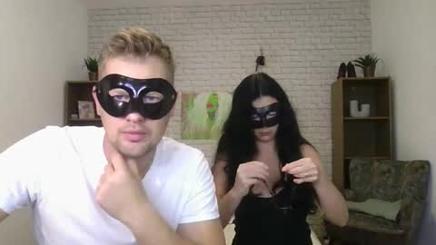 Snapshot of max_mila_888 chatting on 10-26-25, 07:58 Max  Aliya online show from 10-26-25, 07:58