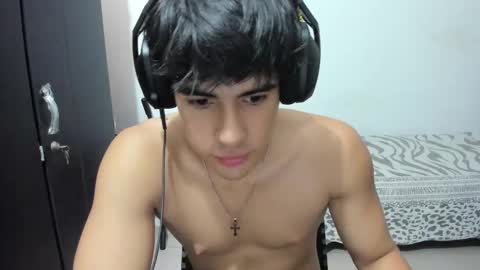 Max online show from 09-23-25, 08:56